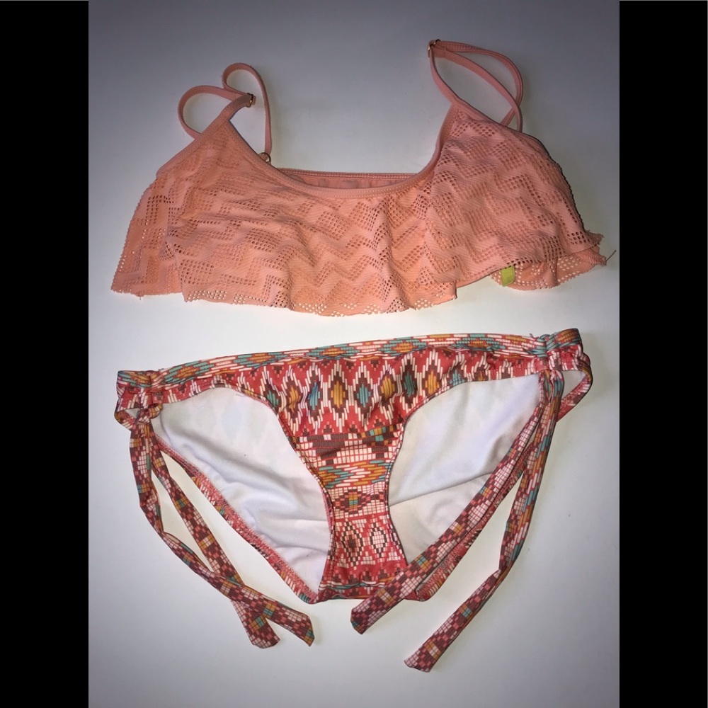 Last Call! Gianni Bini Medium Sized Bikini